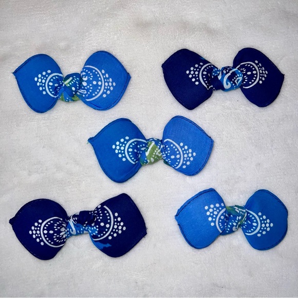 Dark Tie Dye Paisley Bandana Knotted Hair Bow - Picture 9 of 11